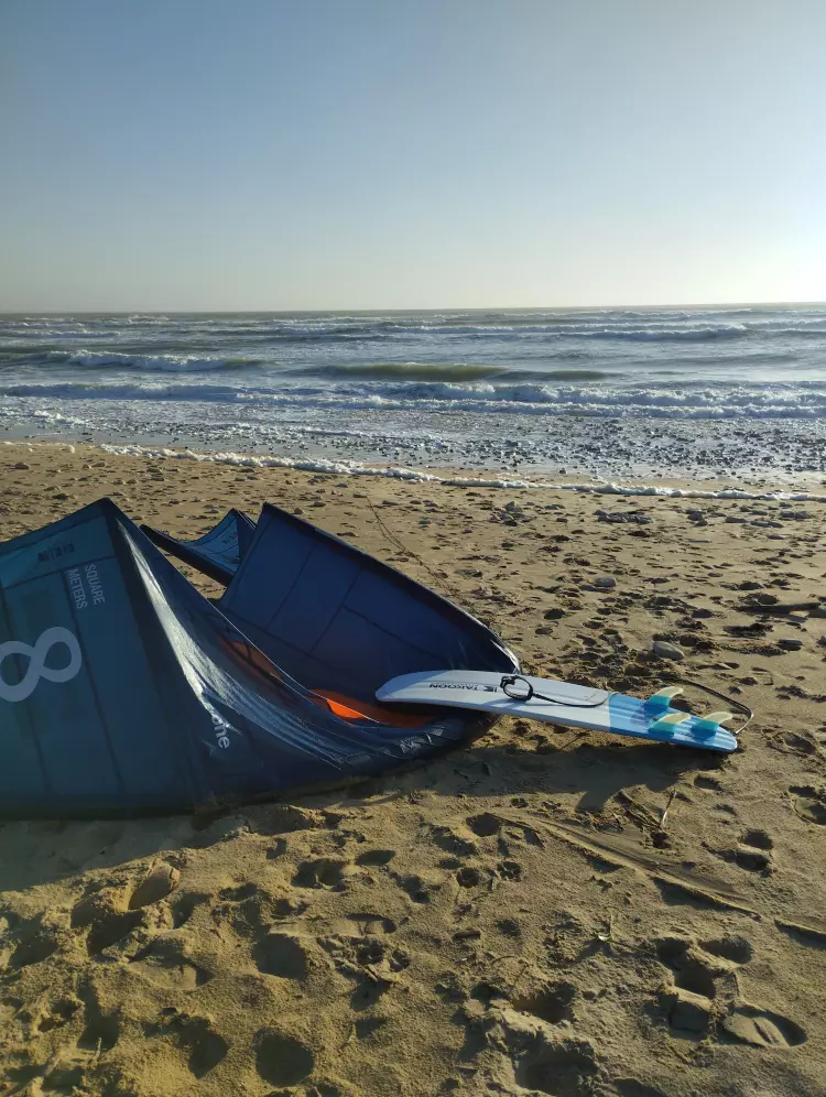Le guide des sports de glisse à Rivedoux-Plage : Kitesurf, Foil et Sensations